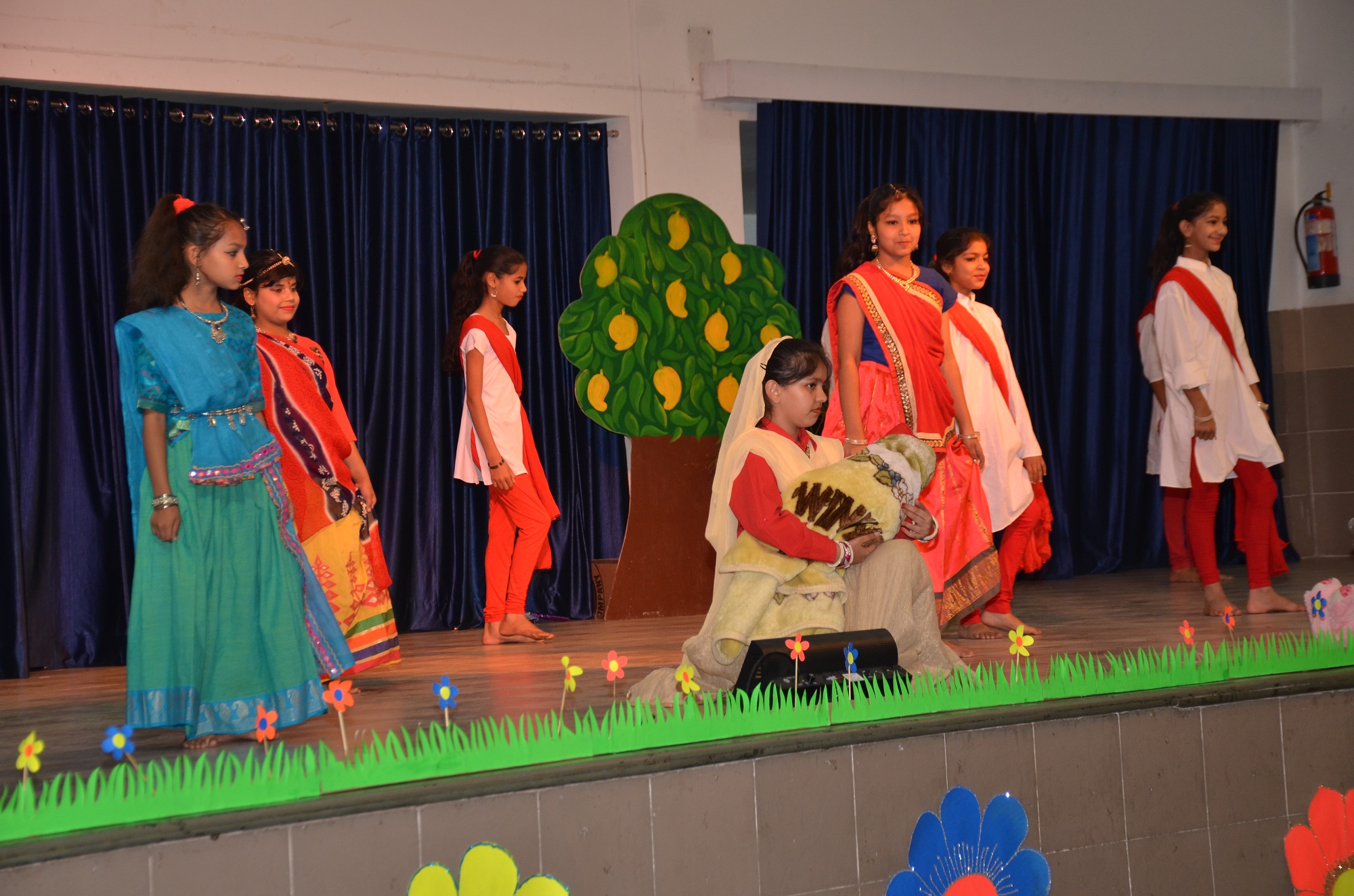 PYP Class V holds Exhibition on 'Sharing the Planet'